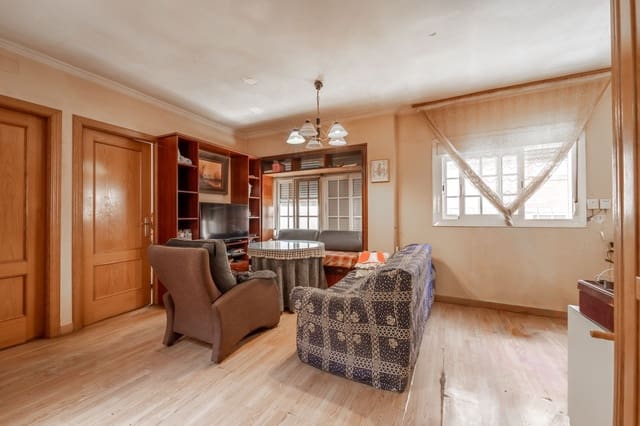 6 soveværelse Byhus til salg i Vélez-Málaga - € 442.900 (Ref: 9981799)