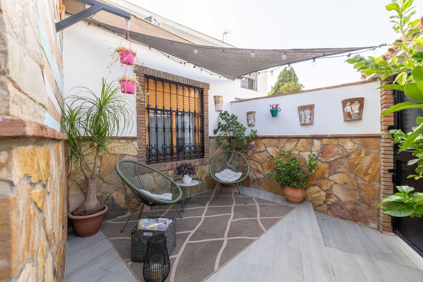 2 bedroom Villa for sale in Torremolinos - € 399,000 (Ref: 9990196)
