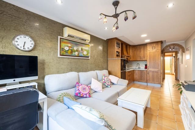 2 slaapkamer Villa te koop in Torremolinos - € 399.000 (Ref: 9990196)