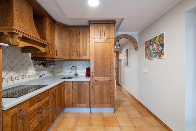 2 slaapkamer Villa te koop in Torremolinos - € 399.000 (Ref: 9990196)