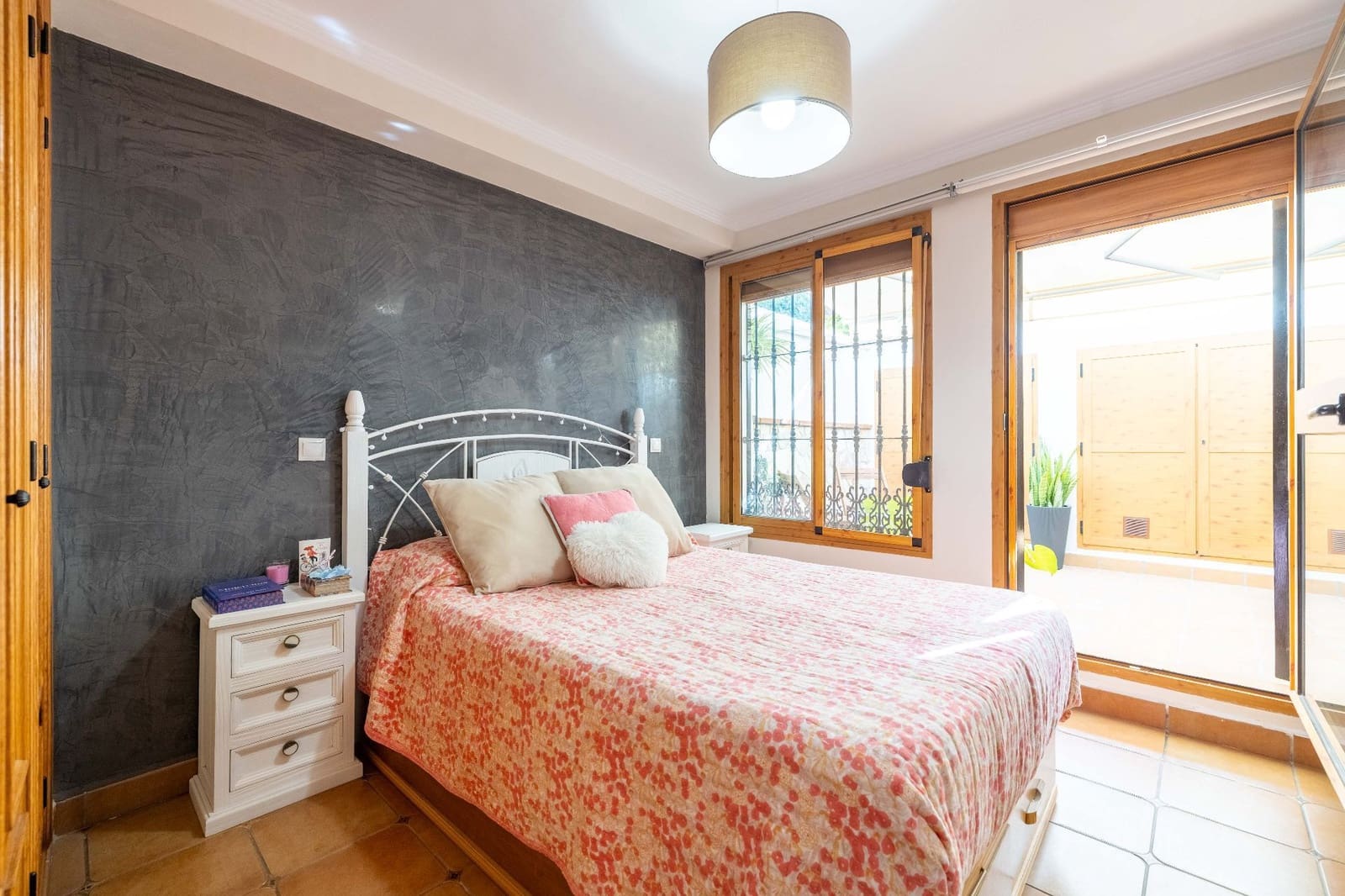 2 bedroom Villa for sale in Torremolinos - € 399,000 (Ref: 9990196)