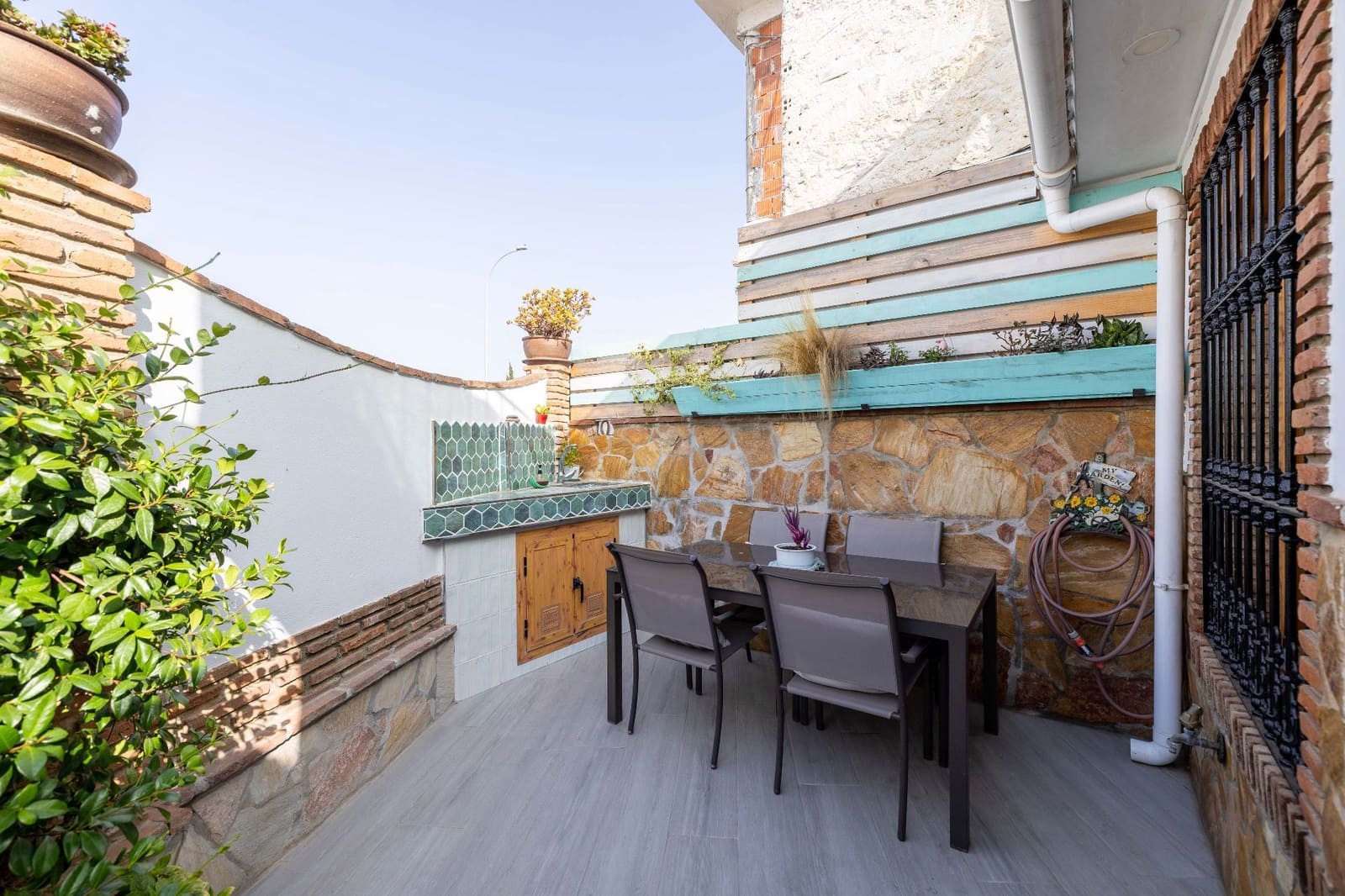 2 bedroom Villa for sale in Torremolinos - € 399,000 (Ref: 9990196)