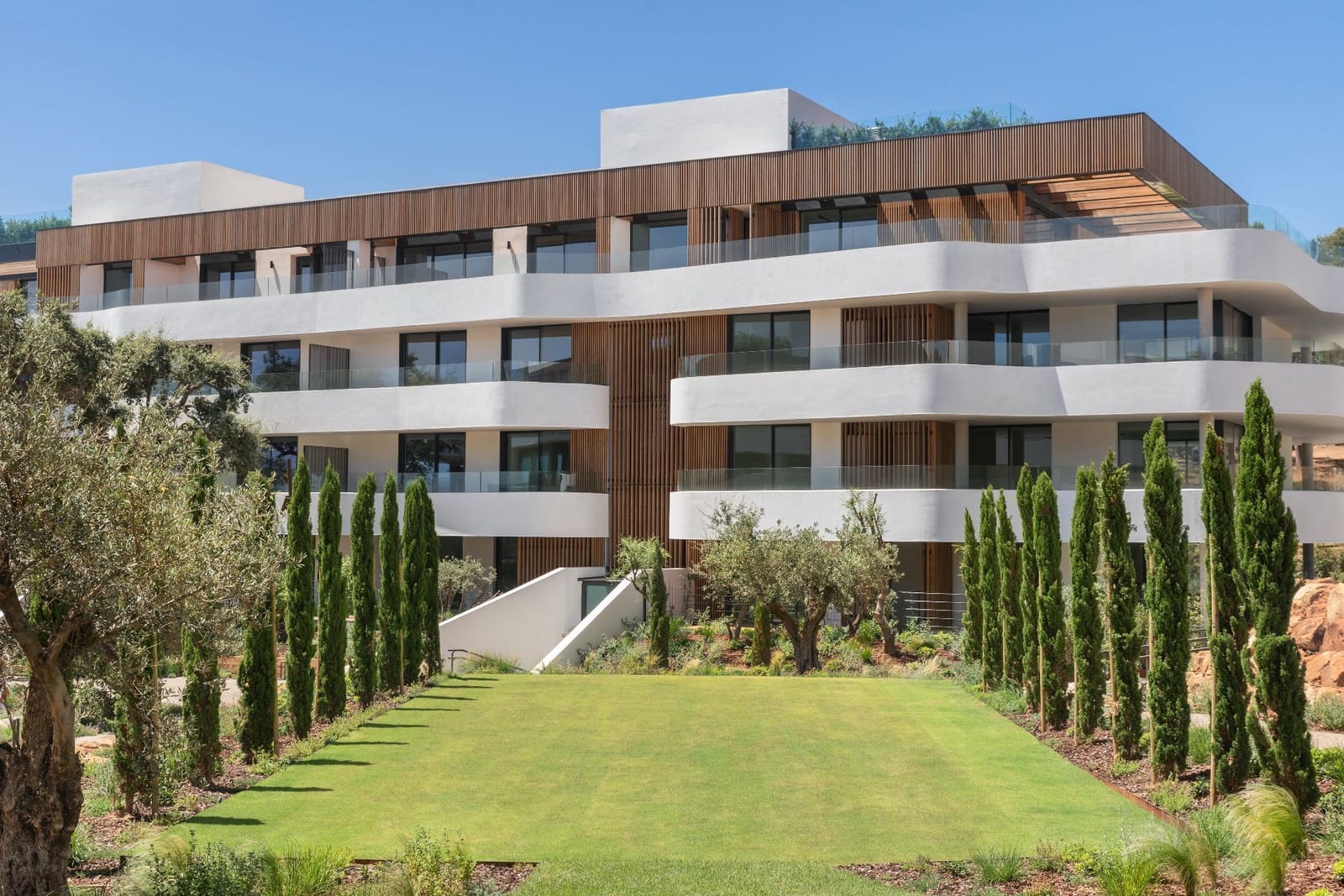 3 soveværelse Lejlighed til salg i San Roque med swimmingpool garage - € 1.350.000 (Ref: 9996603)