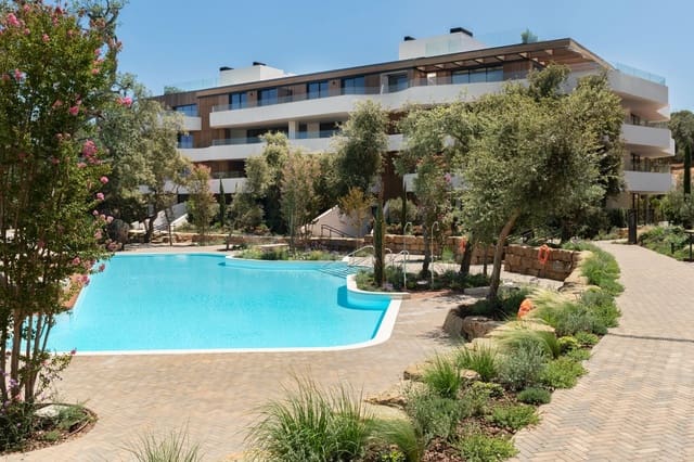 3 soverom Leilighet til salgs i San Roque med svømmebasseng garasje - € 1 350 000 (Ref: 9996603)