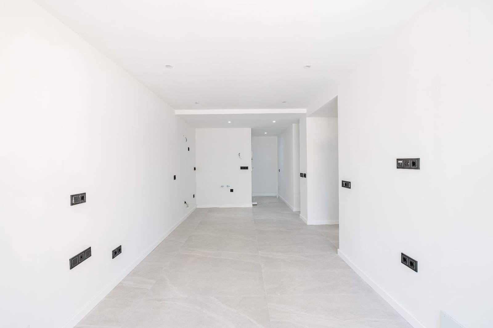 2 sypialnia Mieszkanie na sprzedaż w Miasto Malaga - 320 000 € (Ref: 9996604)