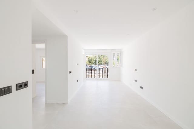 2 sypialnia Mieszkanie na sprzedaż w Miasto Málaga - 320 000 € (Ref: 9996604)