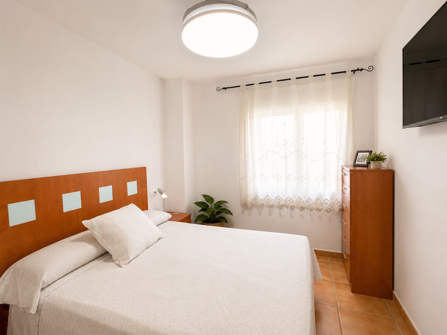 3 slaapkamer Flat te koop in Torrox met zwembad garage - € 347.000 (Ref: 9996605)