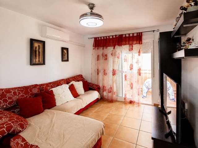 3 slaapkamer Flat te koop in Torrox met zwembad garage - € 347.000 (Ref: 9996605)