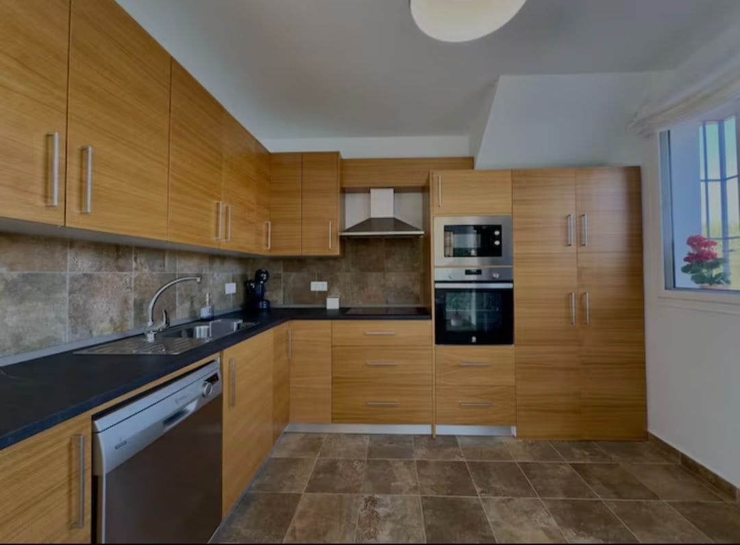 4 sypialnia Dom na sprzedaż w Coin z basenem - 580 000 € (Ref: 9996606)