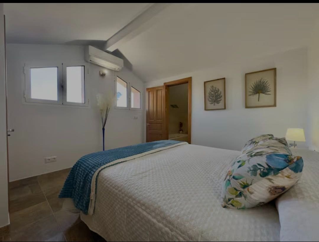 4 sypialnia Dom na sprzedaż w Coin z basenem - 580 000 € (Ref: 9996606)