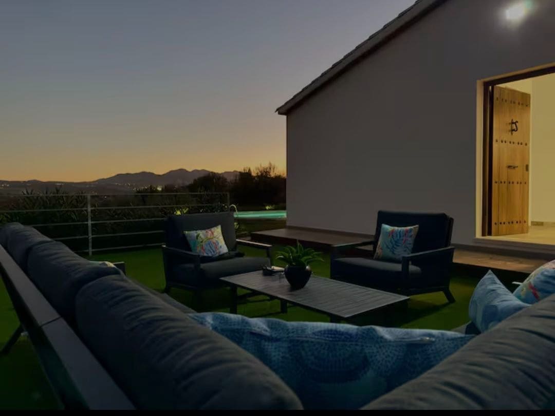 4 sypialnia Dom na sprzedaż w Coin z basenem - 580 000 € (Ref: 9996606)