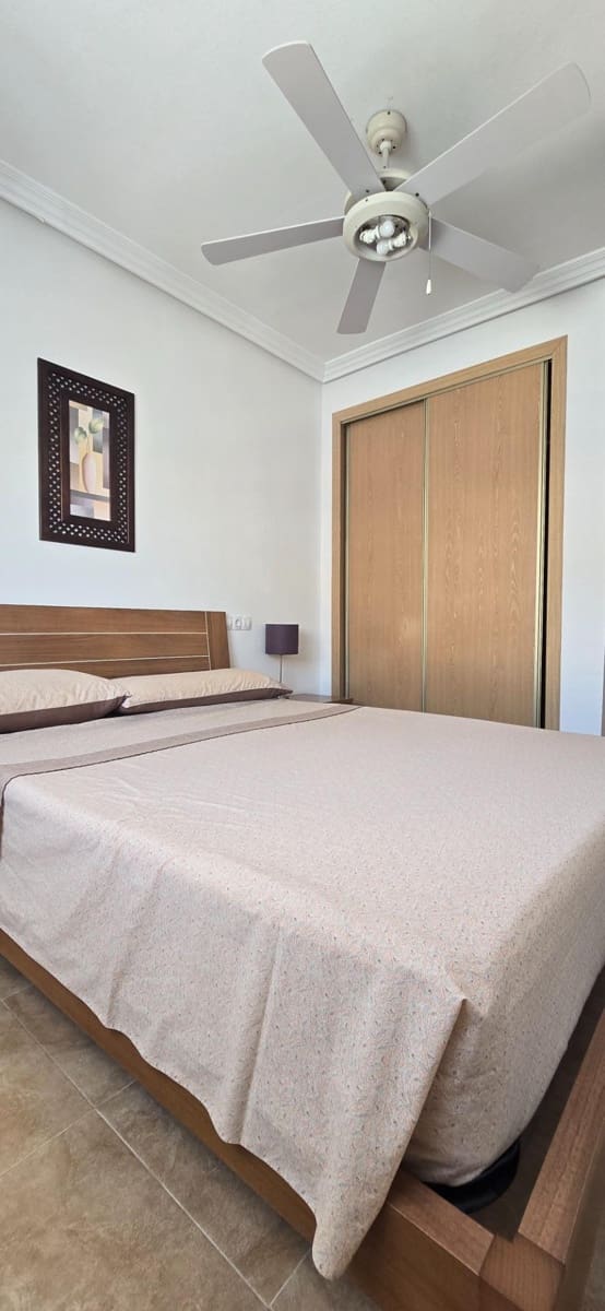 2 soverom Penthouse til leie i Los Collados med svømmebasseng garasje - € 750 (Ref: 10109679)