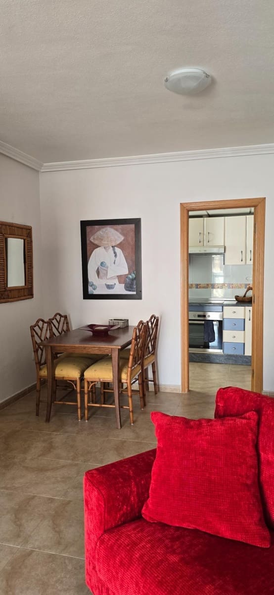 2 soverom Penthouse til leie i Los Collados med svømmebasseng garasje - € 750 (Ref: 10109679)