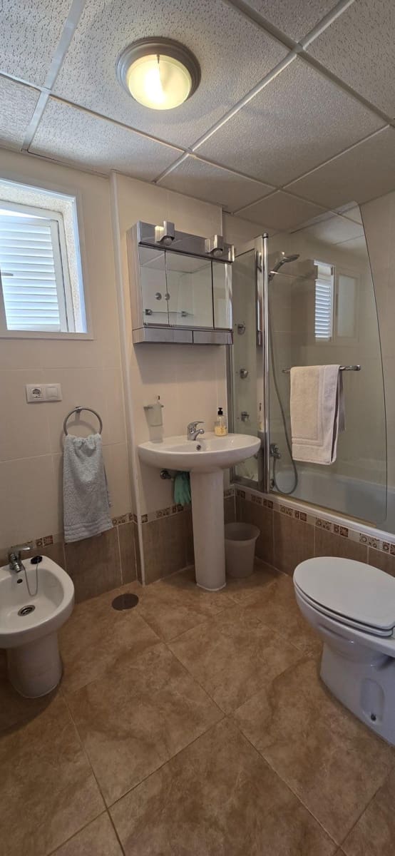 2 soverom Penthouse til leie i Los Collados med svømmebasseng garasje - € 750 (Ref: 10109679)