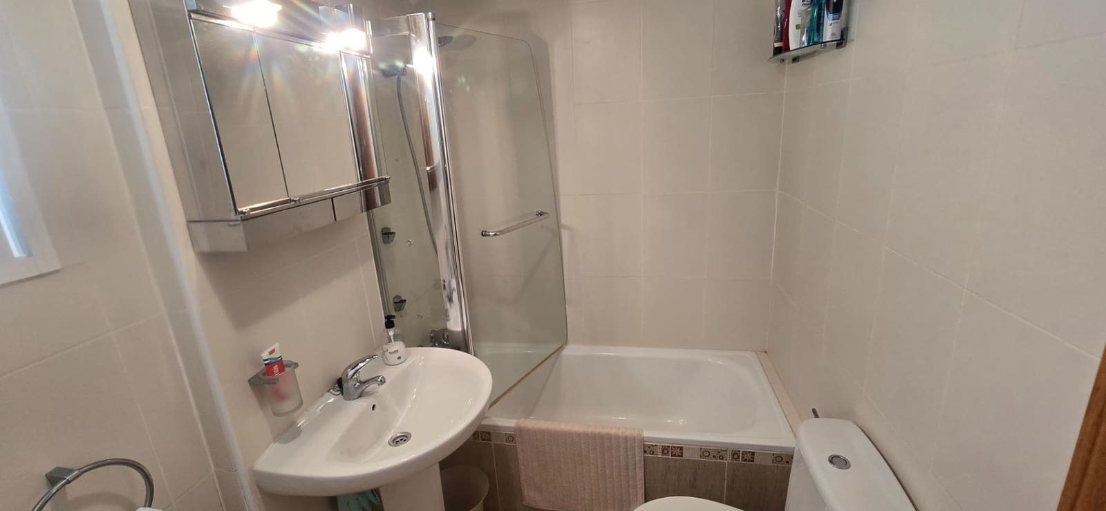 2 soverom Penthouse til leie i Los Collados med svømmebasseng garasje - € 750 (Ref: 10109679)