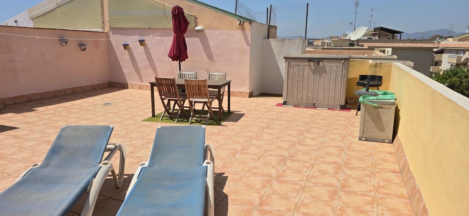 2 soverom Penthouse til leie i Los Collados med svømmebasseng garasje - € 750 (Ref: 10109679)