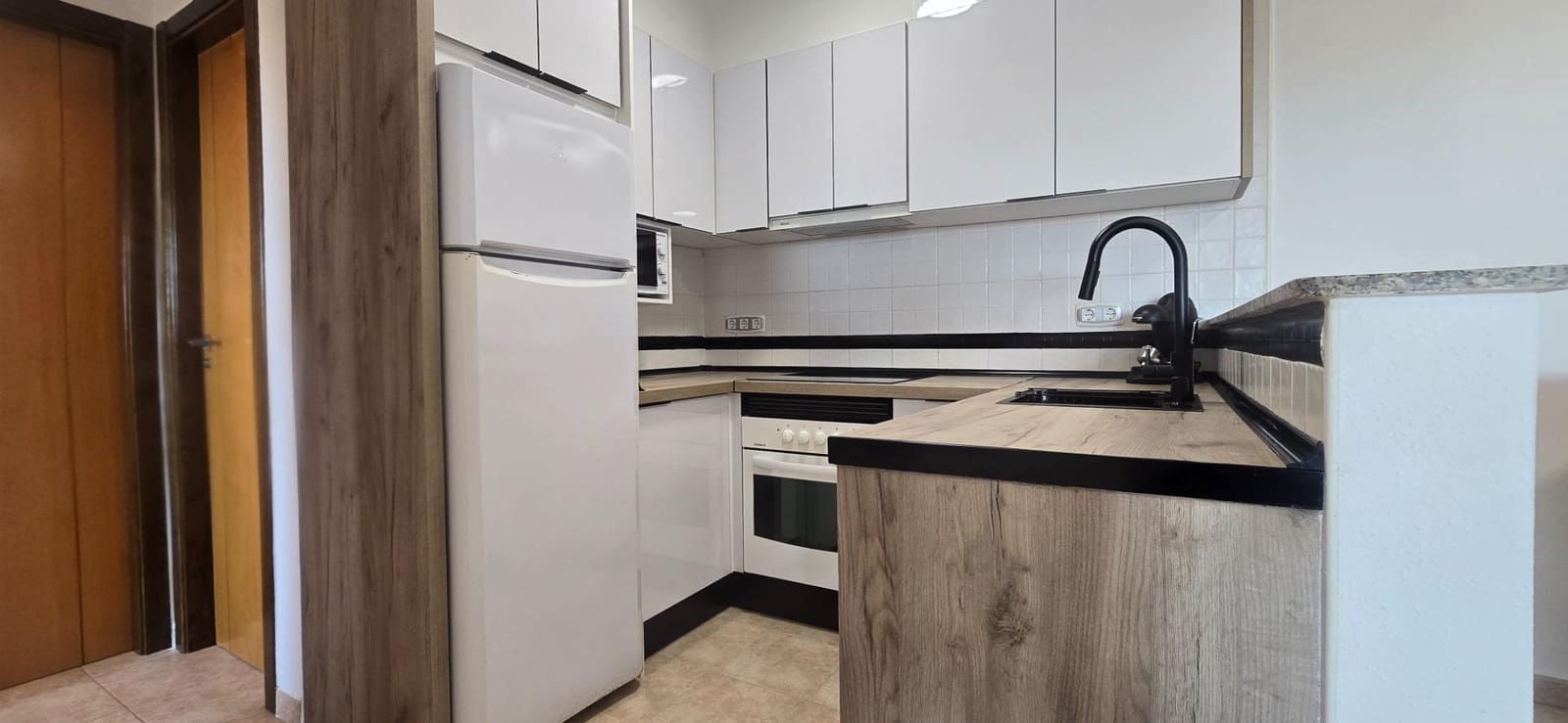 2 slaapkamer Appartement te koop in Los Collados met zwembad - € 145.000 (Ref: 9098985)