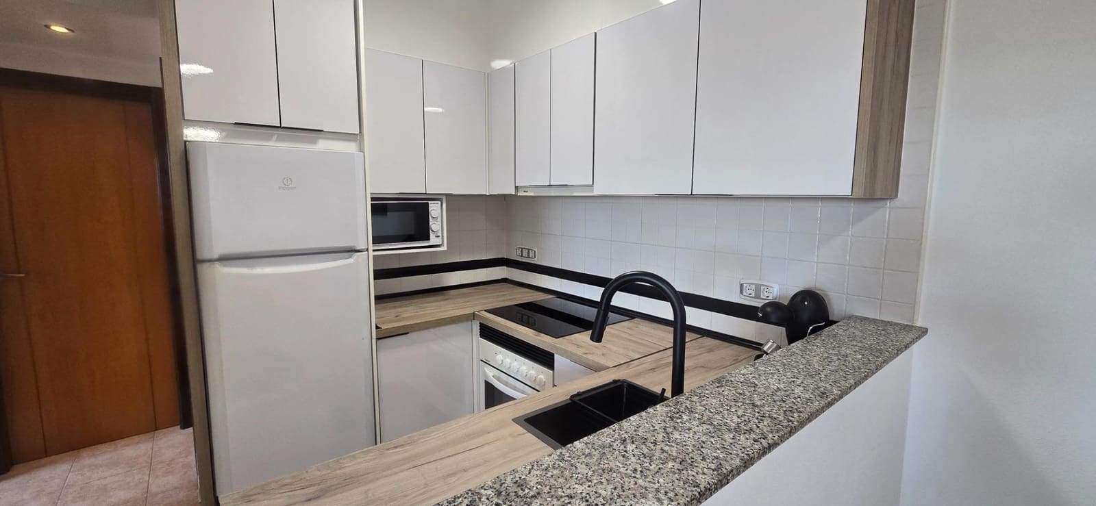 2 slaapkamer Appartement te koop in Los Collados met zwembad - € 145.000 (Ref: 9098985)