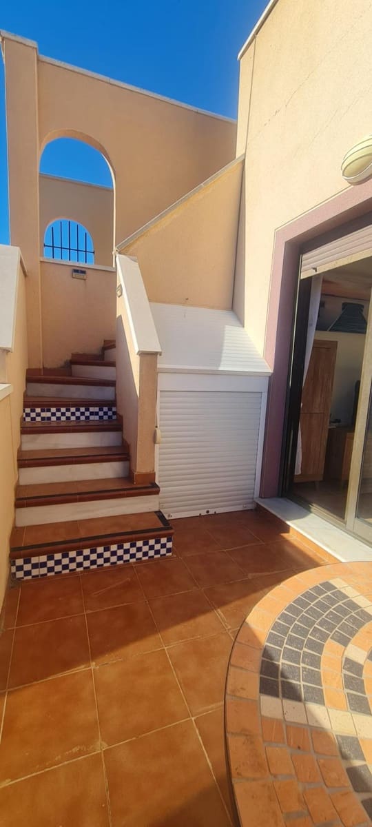 2 makuuhuone Kattohuoneisto myytävänä paikassa Los Collados mukana uima-altaan 
autotalli - 155 000 € (Ref: 9586370)