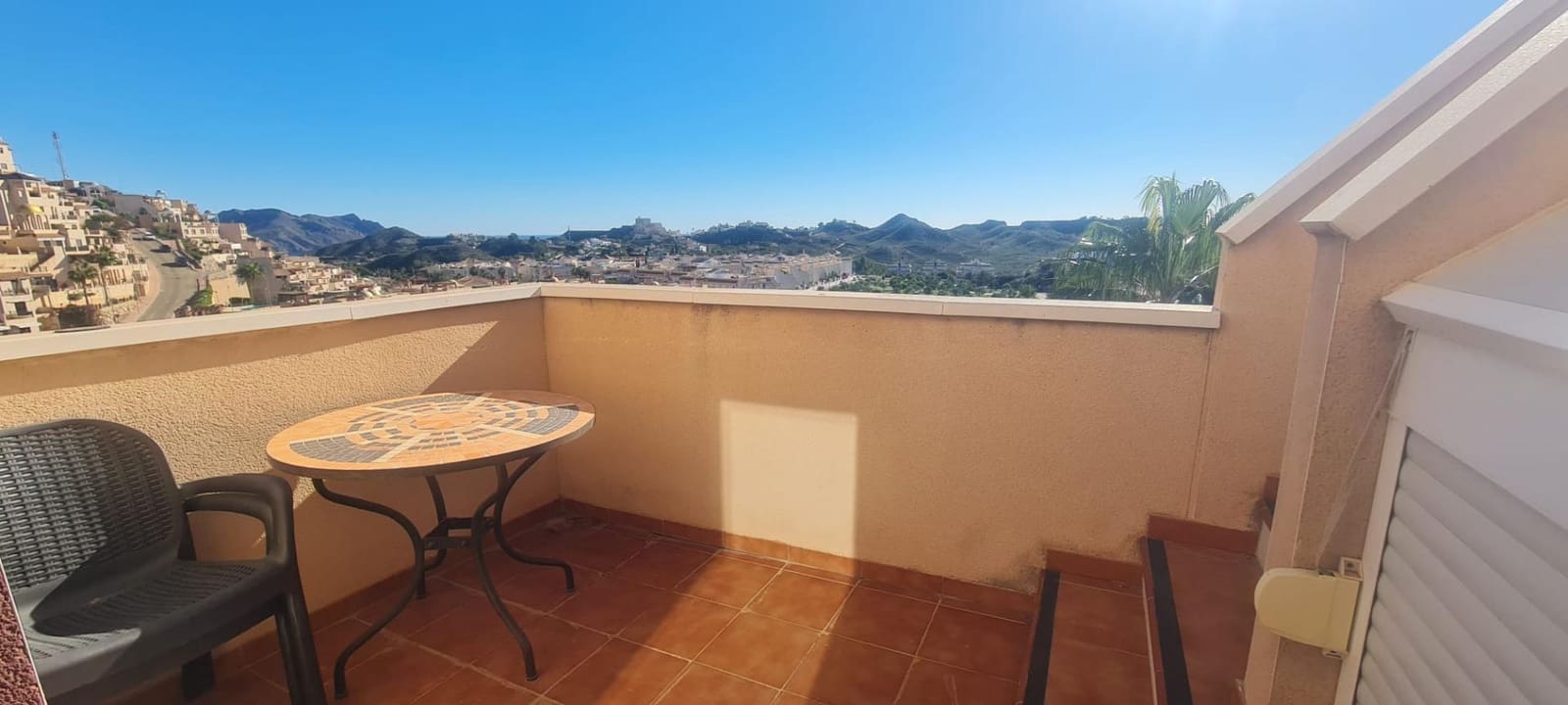 2 makuuhuone Kattohuoneisto myytävänä paikassa Los Collados mukana uima-altaan 
autotalli - 155 000 € (Ref: 9586370)