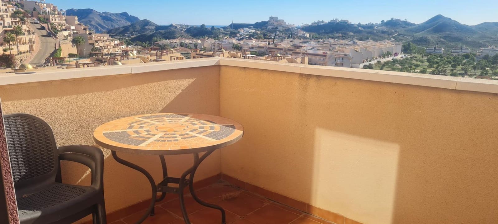 2 makuuhuone Kattohuoneisto myytävänä paikassa Los Collados mukana uima-altaan 
autotalli - 155 000 € (Ref: 9586370)