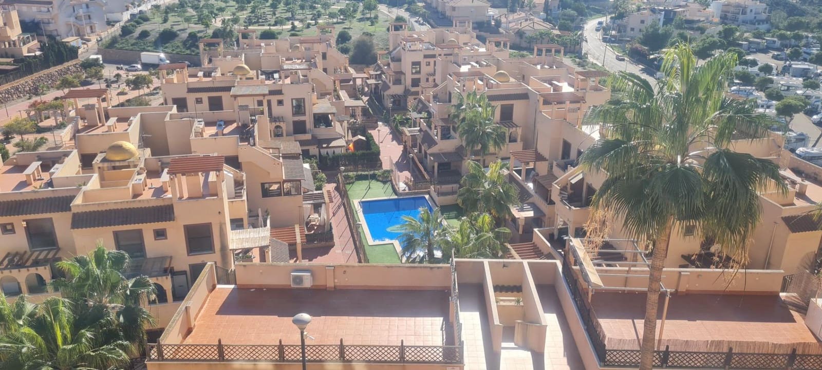 2 makuuhuone Kattohuoneisto myytävänä paikassa Los Collados mukana uima-altaan 
autotalli - 155 000 € (Ref: 9586370)