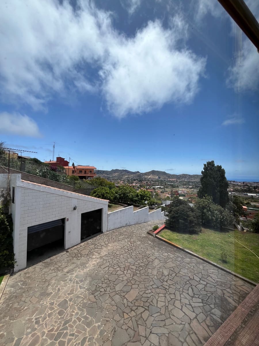 6 soveværelse Villa til salg i San Cristobal de La Laguna med swimmingpool garage - € 850.000 (Ref: 9201857)