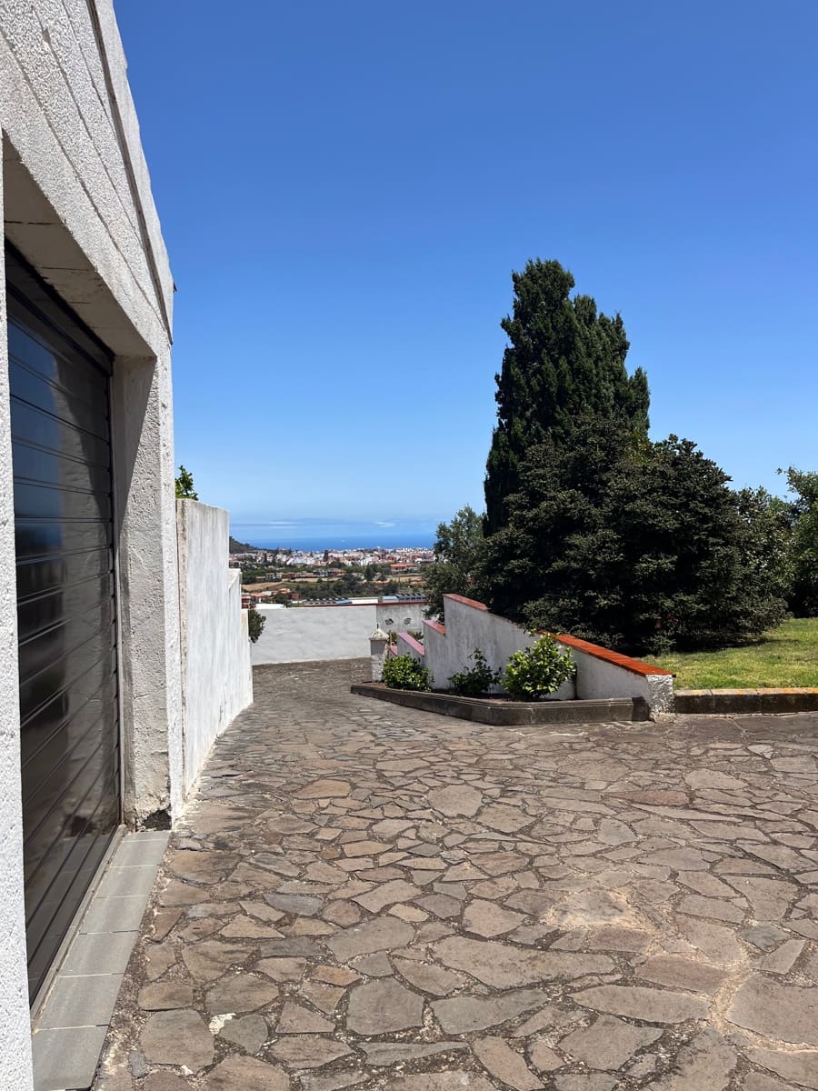 6 soveværelse Villa til salg i San Cristobal de La Laguna med swimmingpool garage - € 850.000 (Ref: 9201857)