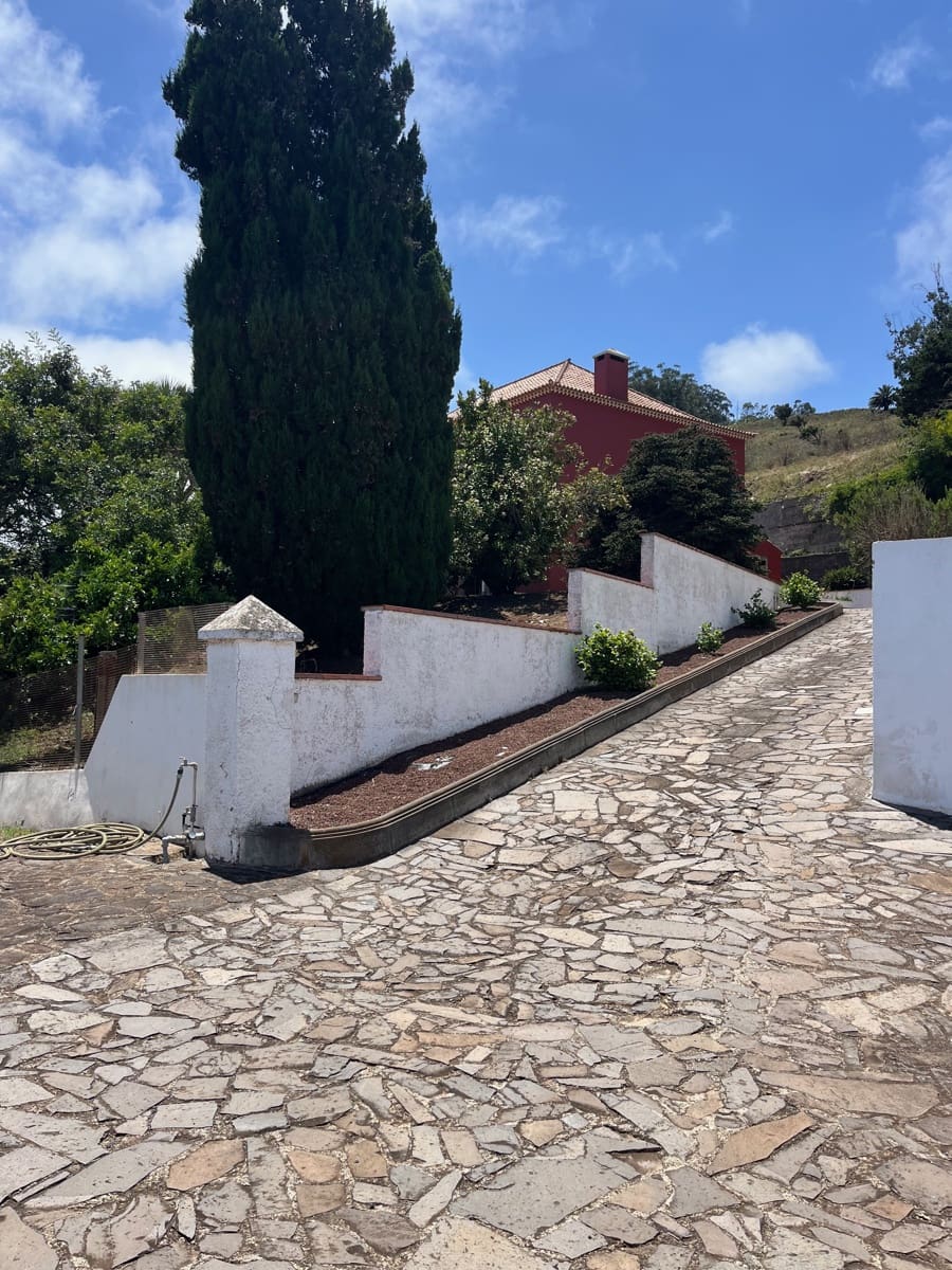 6 soveværelse Villa til salg i San Cristobal de La Laguna med swimmingpool garage - € 850.000 (Ref: 9201857)