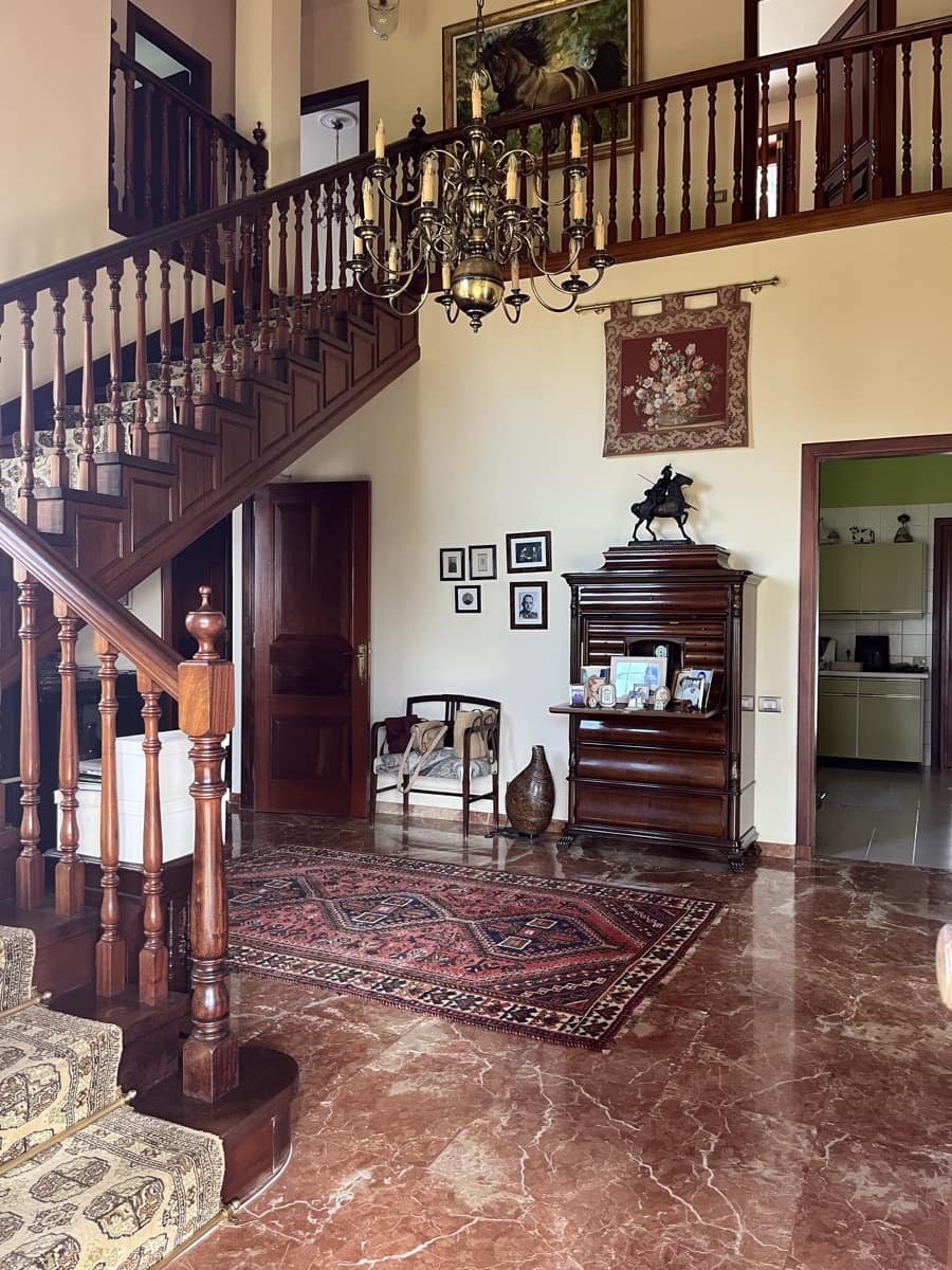 6 soveværelse Villa til salg i San Cristobal de La Laguna med swimmingpool garage - € 850.000 (Ref: 9201857)