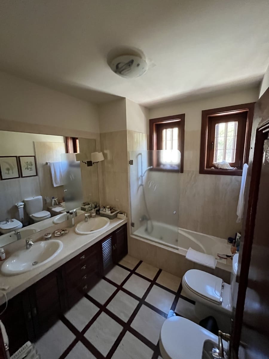 6 soveværelse Villa til salg i San Cristobal de La Laguna med swimmingpool garage - € 850.000 (Ref: 9201857)