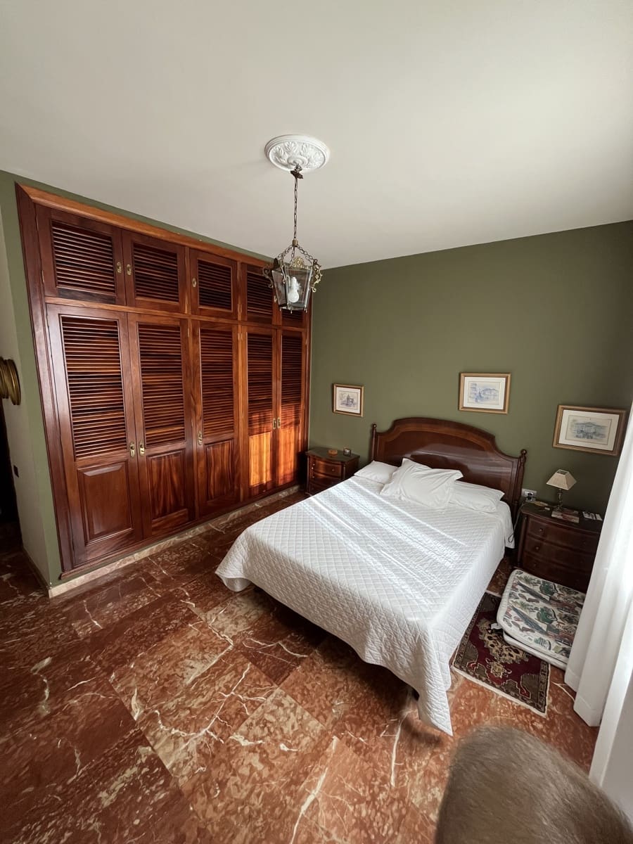 6 soveværelse Villa til salg i San Cristobal de La Laguna med swimmingpool garage - € 850.000 (Ref: 9201857)