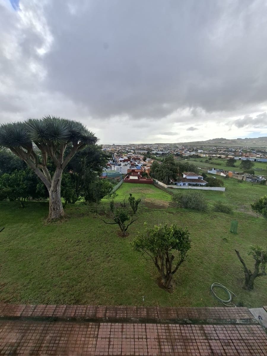 6 soveværelse Villa til salg i San Cristobal de La Laguna med swimmingpool garage - € 850.000 (Ref: 9201857)