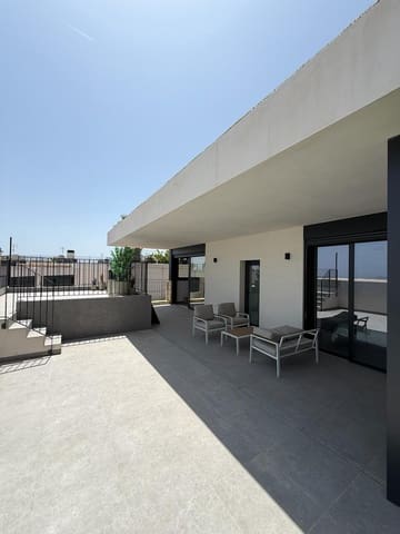 3 bedroom Villa for sale in Polop with pool garage - € 470,000 (Ref: 9113099)