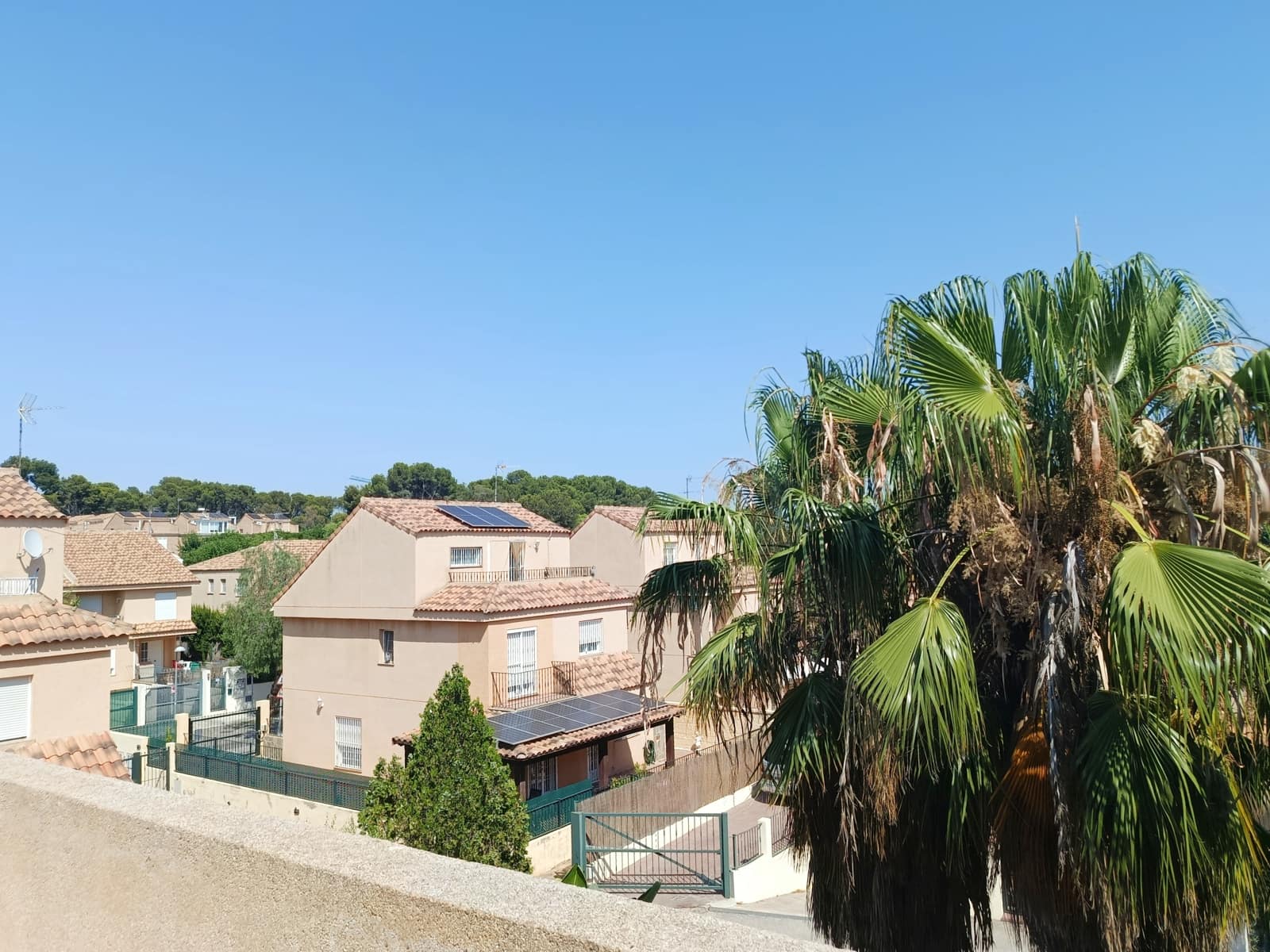 4 soveværelse Villa til salg i Paterna med swimmingpool garage - € 479.000 (Ref: 9113192)