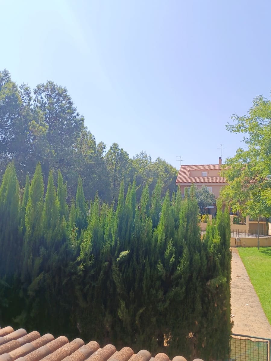 4 soveværelse Villa til salg i Paterna med swimmingpool garage - € 479.000 (Ref: 9113192)