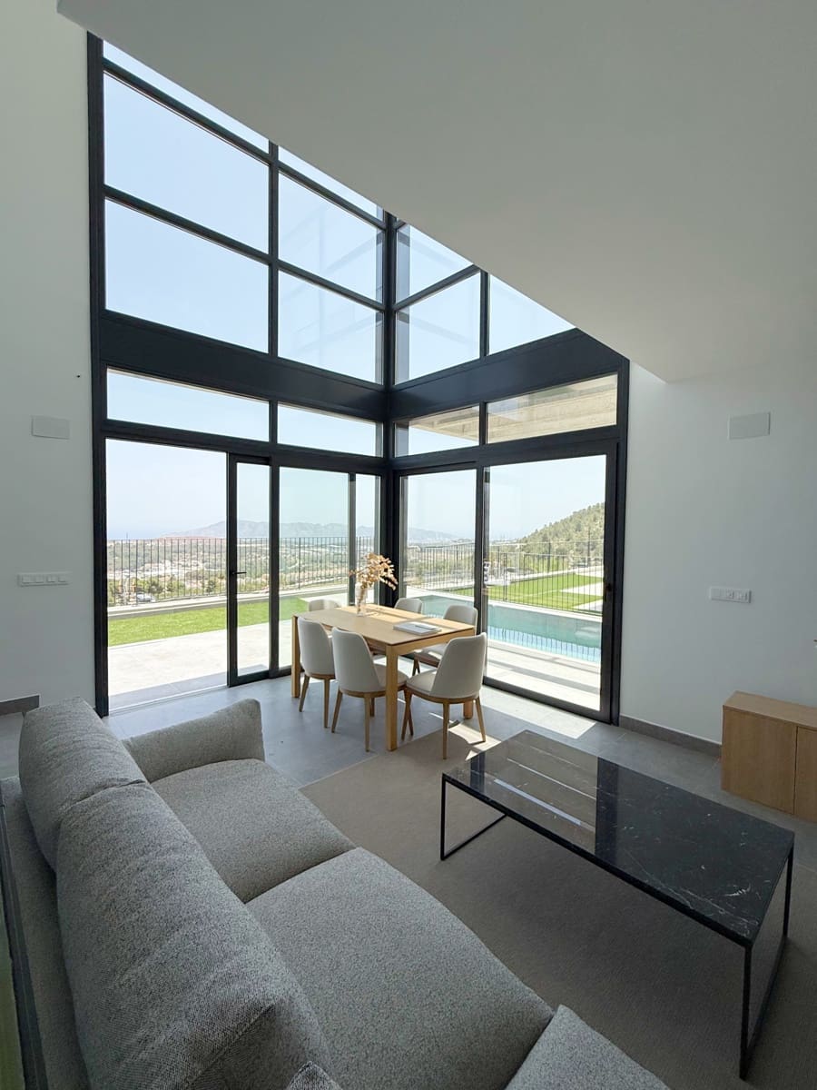 3 sypialnia Willa na sprzedaż w Polop z basenem garażem - 625 000 € (Ref: 9113236)