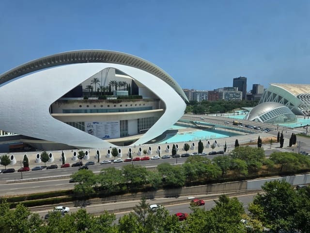 3 sovrum Lägenhet till salu i Ciutat de les Arts i de les Ciencies, Valencia stad med pool garage - 775 000 € (Ref: 9113586)