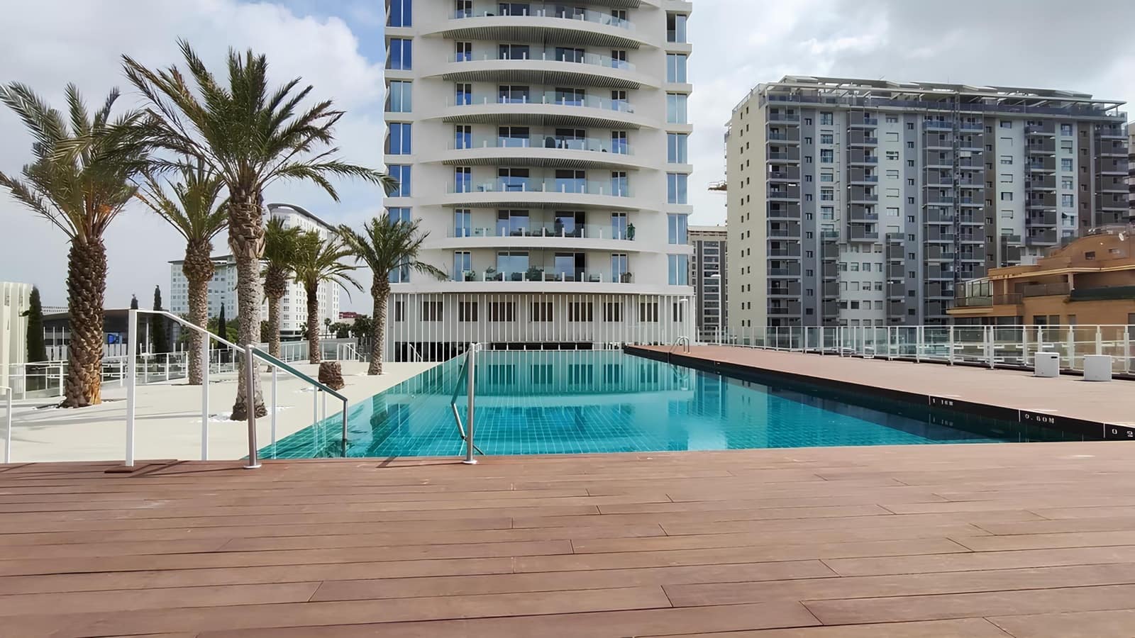 3 soveværelse Lejlighed til salg i Valencia by med swimmingpool garage - € 990.000 (Ref: 9113603)