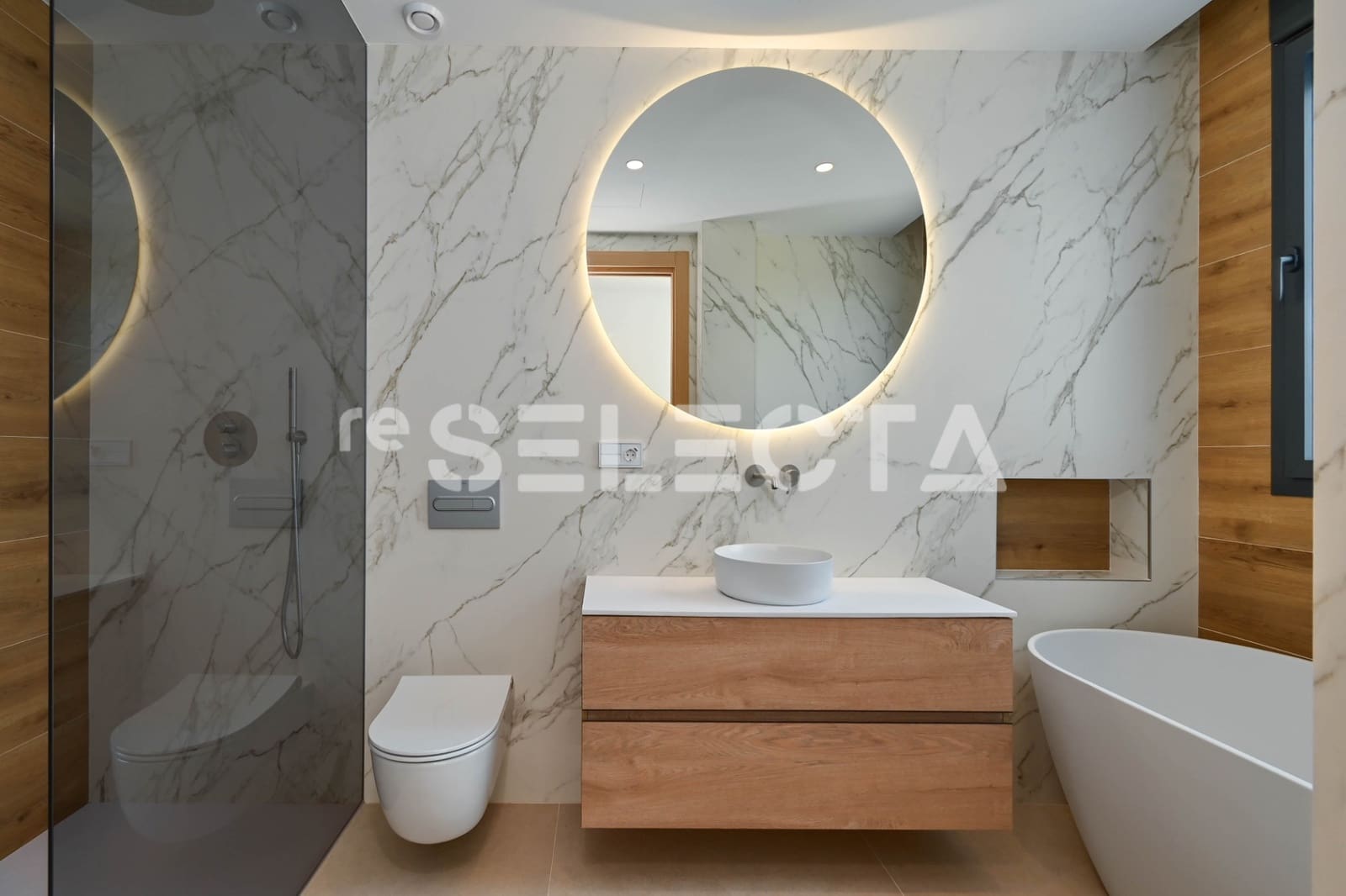 4 bedroom Villa for sale in Calpe / Calp with pool garage - € 1,985,000 (Ref: 9255820)