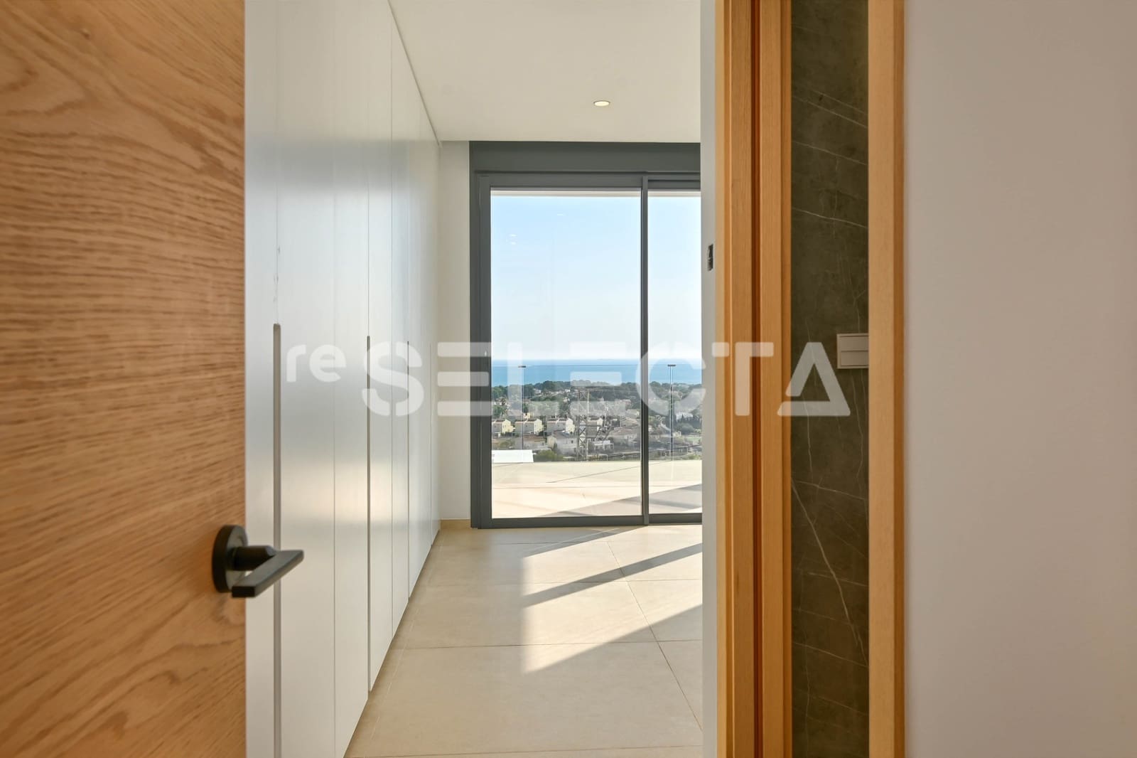 4 bedroom Villa for sale in Calpe / Calp with pool garage - € 1,985,000 (Ref: 9255820)