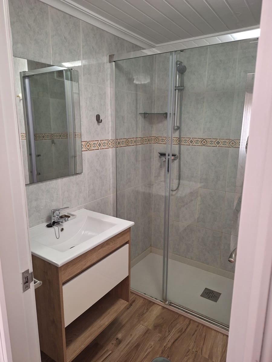 2 bedroom Beach Apartment for sale in Cullera with pool - € 250,000 (Ref: 9450490)