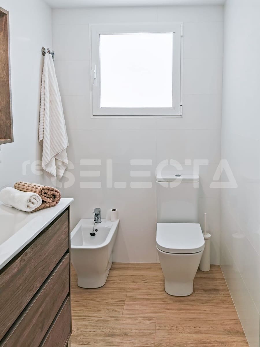 4 bedroom Beach Apartment for sale in Cullera with pool - € 450,000 (Ref: 9450492)