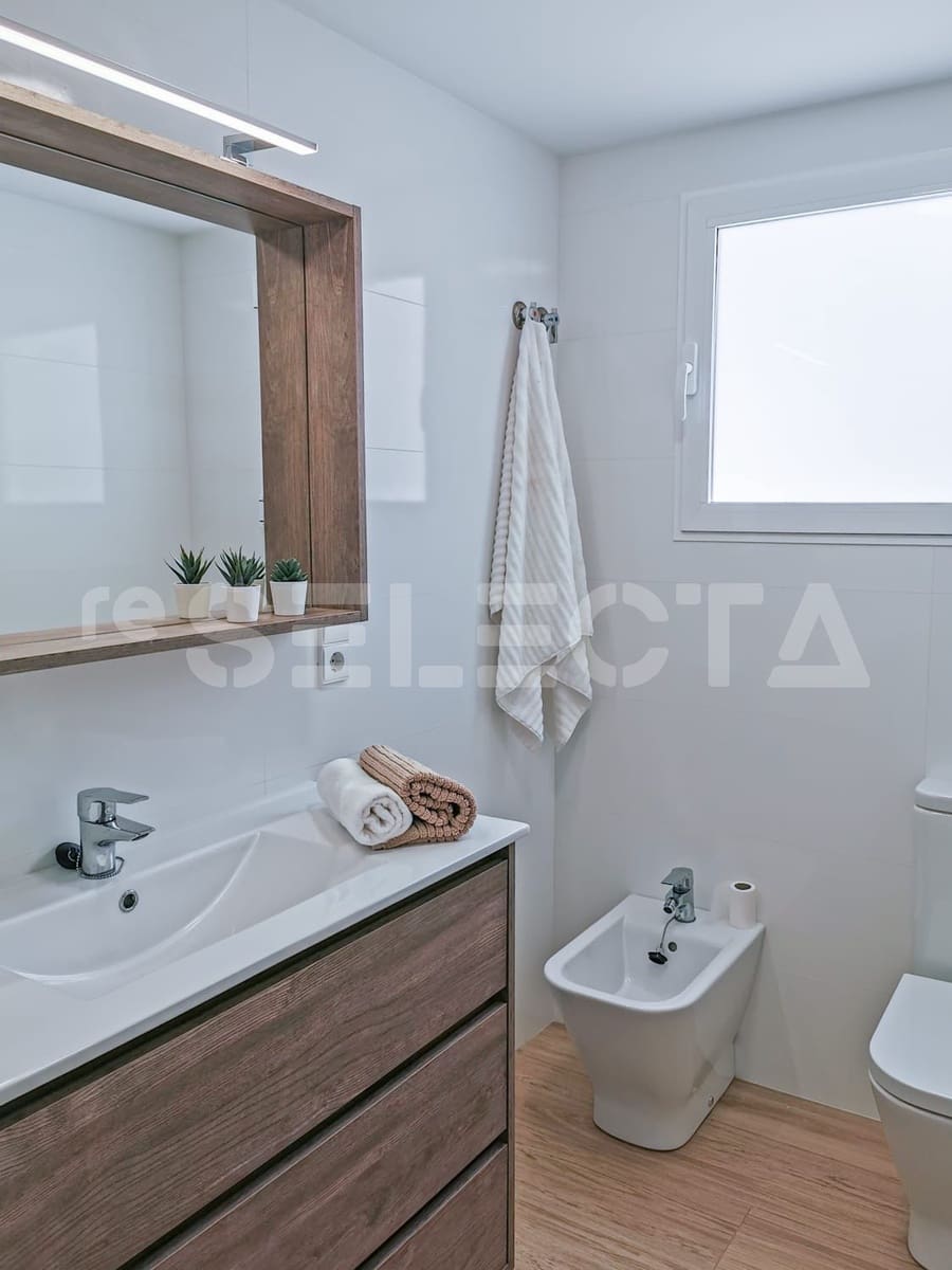 4 bedroom Beach Apartment for sale in Cullera with pool - € 450,000 (Ref: 9450492)