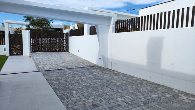 3 makuuhuone Huvila myytävänä paikassa Balcón de Finestrat - Terra Marina, Finestrat mukana uima-altaan - 650 000 € (Ref: 9618376)