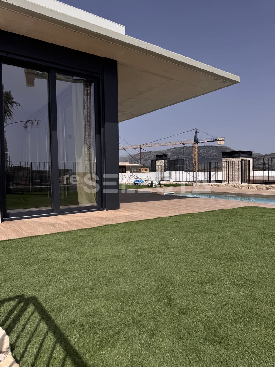 3 Zimmer Villa zu verkaufen in Polop mit Pool Garage - 503.000 € (Ref: 9772491)