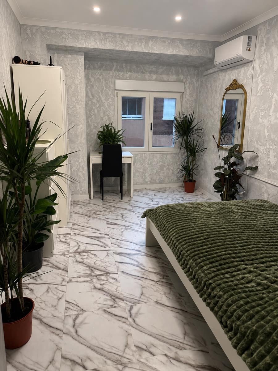 5 Zimmer Apartment zu verkaufen in Valencia Stadt - 205.000 € (Ref: 9834190)