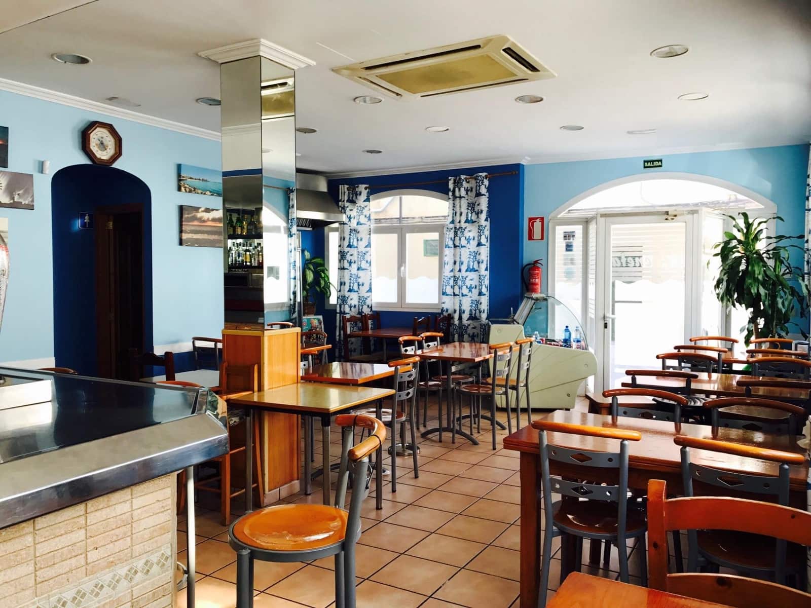 Commercial for sale in Palma de Mallorca - € 700,000 (Ref: 9109076)