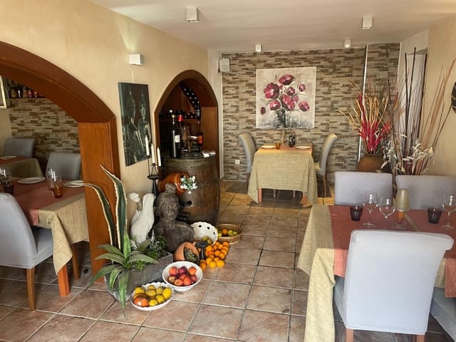 Virksomhed til salg i Peguera / Paguera, Calvià - € 950.000 (Ref: 9109078)