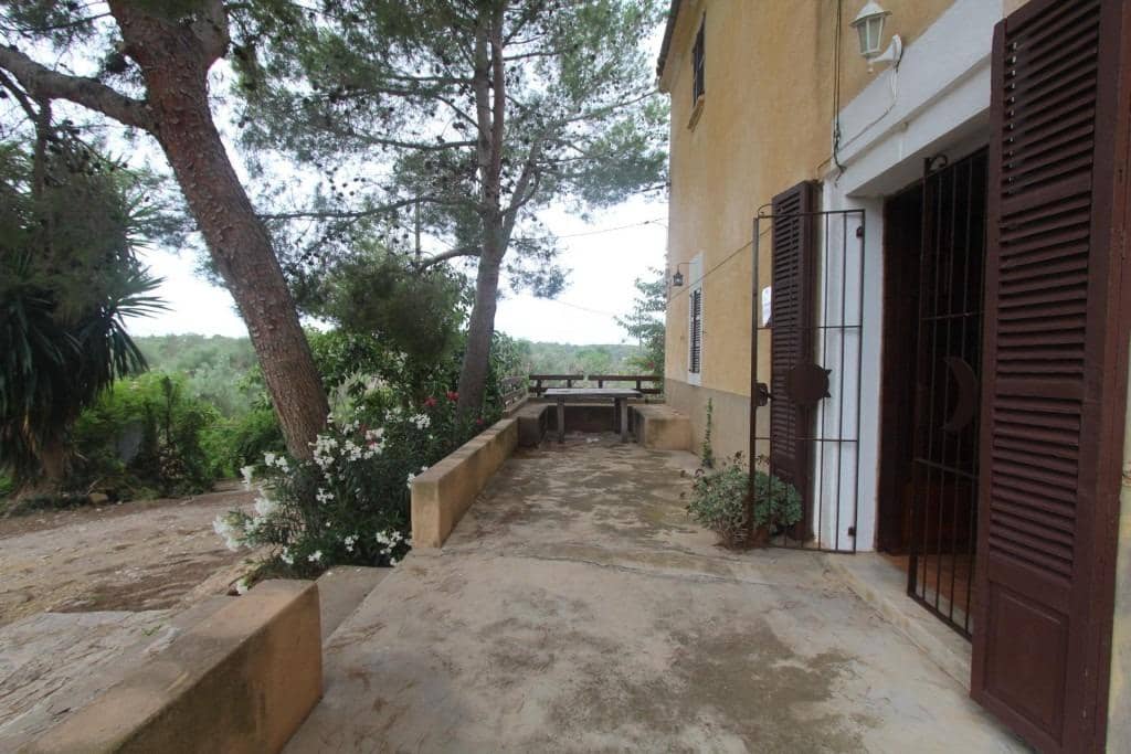 4 soveværelse Finca/Landehus til salg i Sant Joan med swimmingpool garage - € 1.075.000 (Ref: 9109085)